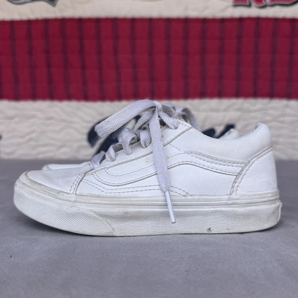 Size 12c - Vans Sneakers Old Skool White Leather Lace‎ Up